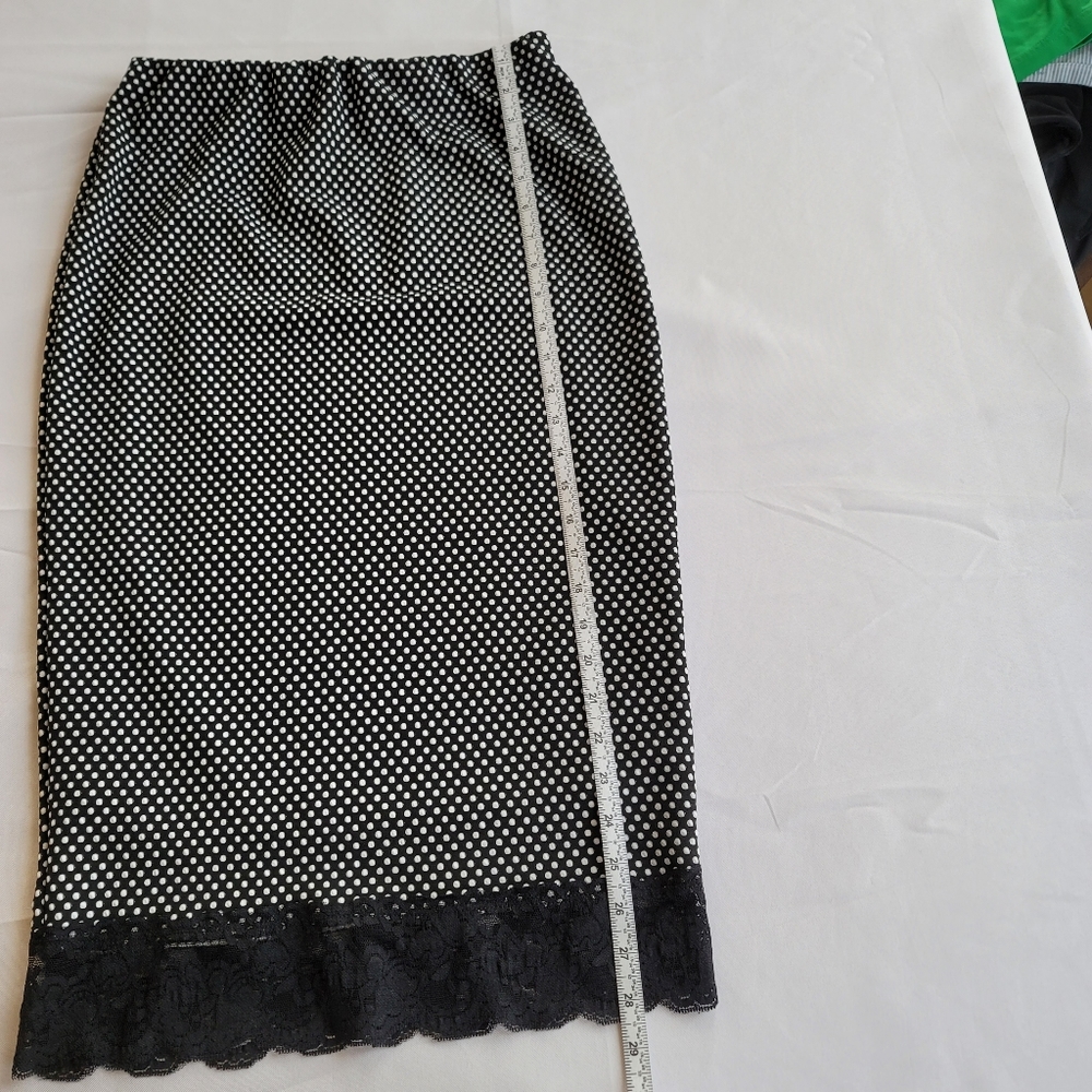 Bobeau Pencil Skirt - size M - Picture 9 of 9